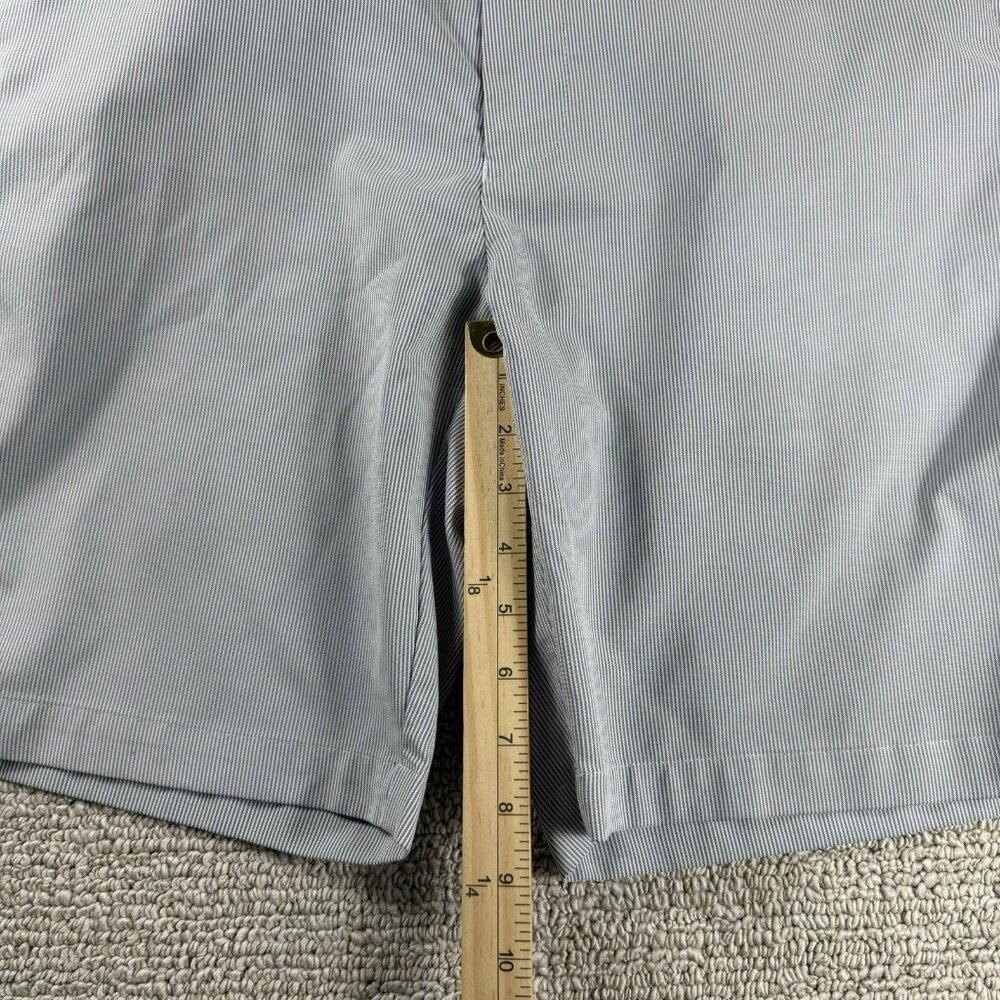 Peter Millar Crown Sport Striped Golf Shorts White Gray Men’s Size 36 x 9 - Picture 3 of 5